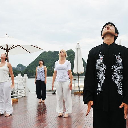 Hotel Bhaya Halong Cruises Hạ Long Exterior foto
