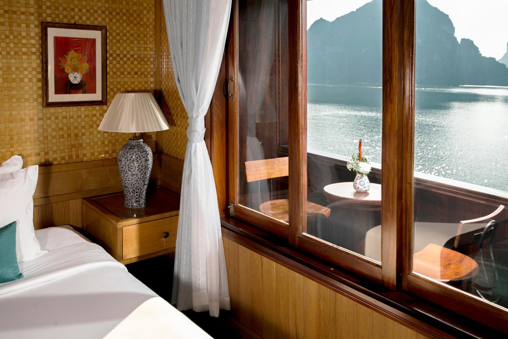 Hotel Bhaya Halong Cruises Hạ Long Exterior foto